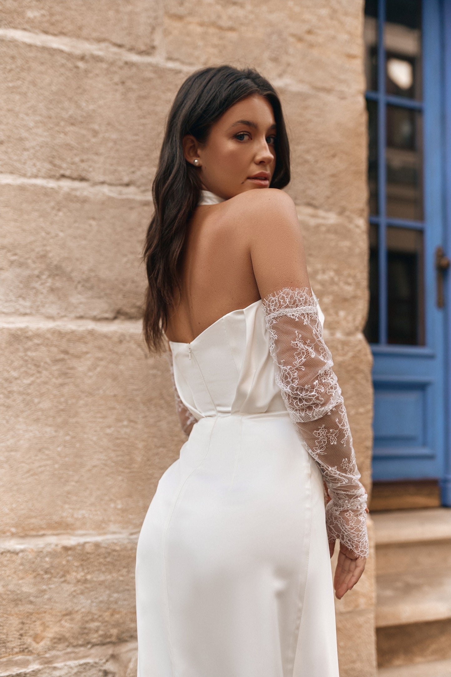 Satin Mermaid Wedding Dress with a Daring Leg Slit, Lace Decorated Sweetheart Neckline and Detachable Sleeves, Modern Fitted Bridal Gown