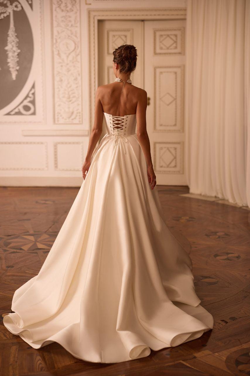 Elegant Off Shoulder Wedding Set, Luxury Wedding Basque Waist Set, A-L Tesoro Si NYC Elegant Off Shoulder Wedding Set, Luxury Wedding Basque Waist Set, A-L Tesoro Si NYC
