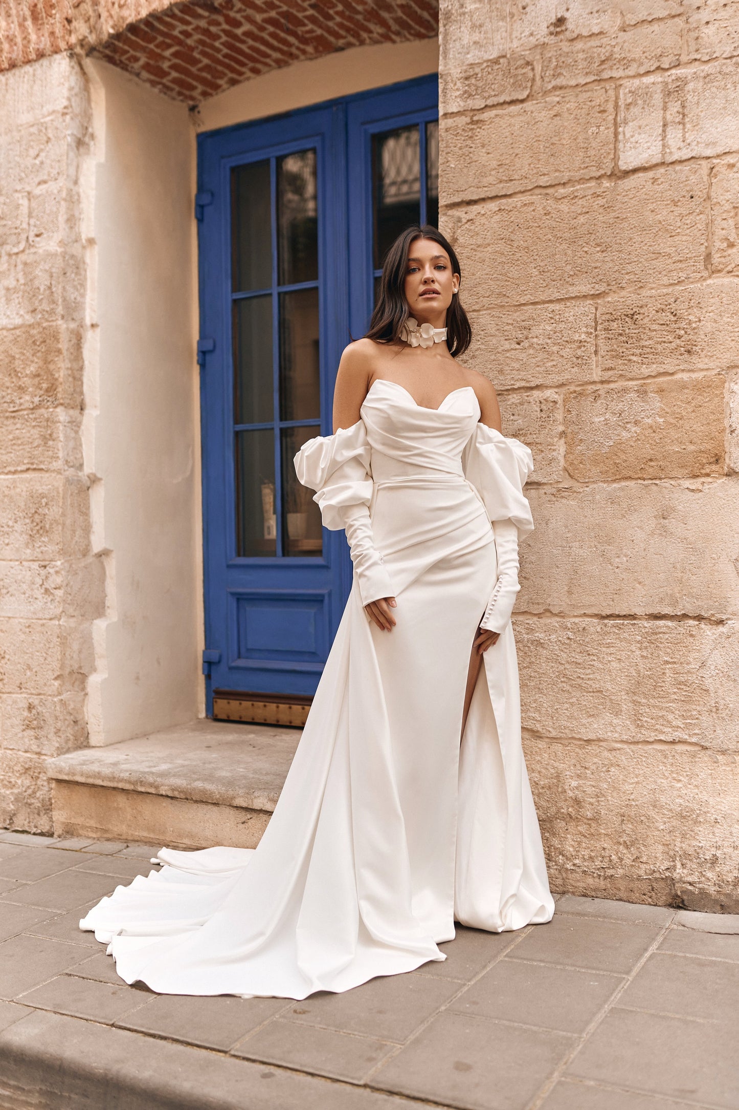 Elegant Classic Satin Wedding Dress with Long Train, Modern Satin Strapless Off Shoulder Bridal Gown, Leg Slit and Detachable Long Sleeves