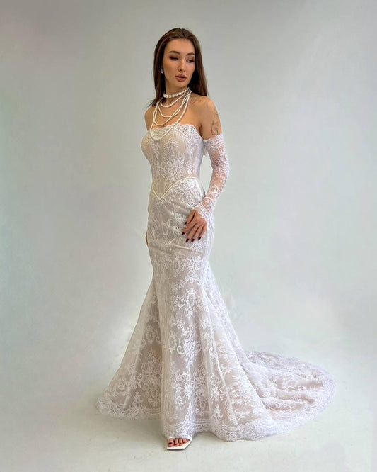 Lace Mermaid Wedding Dress, Basque Chantilly Lace Bridal Gown, Detachable Lace Sleeves, Elegant Bridal Gown, Romantic Trendy Lace Bridal