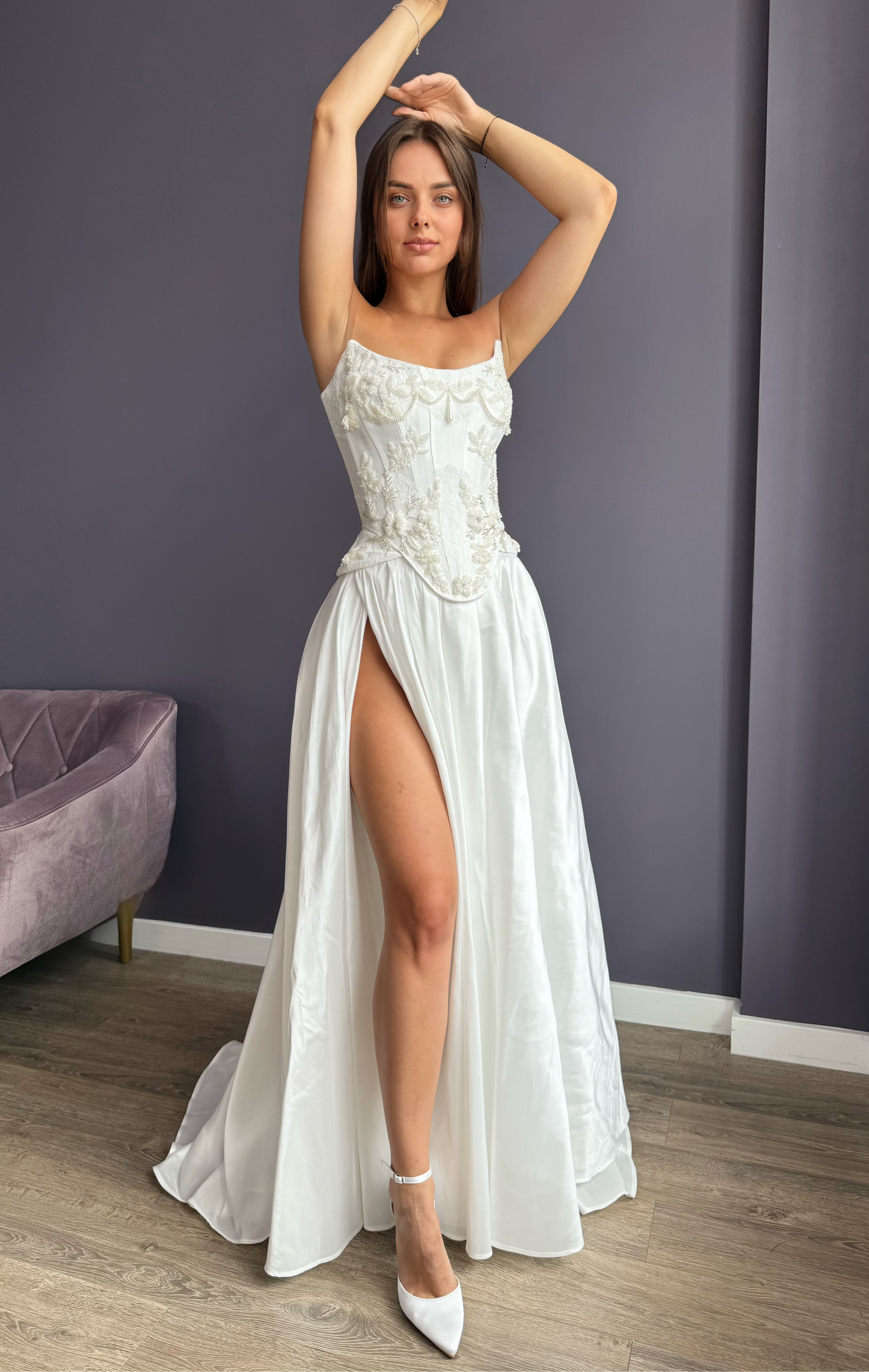 Basque Waist Wedding Corset, Drop Waist Lace Bridal Corset, Two Piece Decorated Wedding Set, Embellished Bridal Corset, Long Skirt