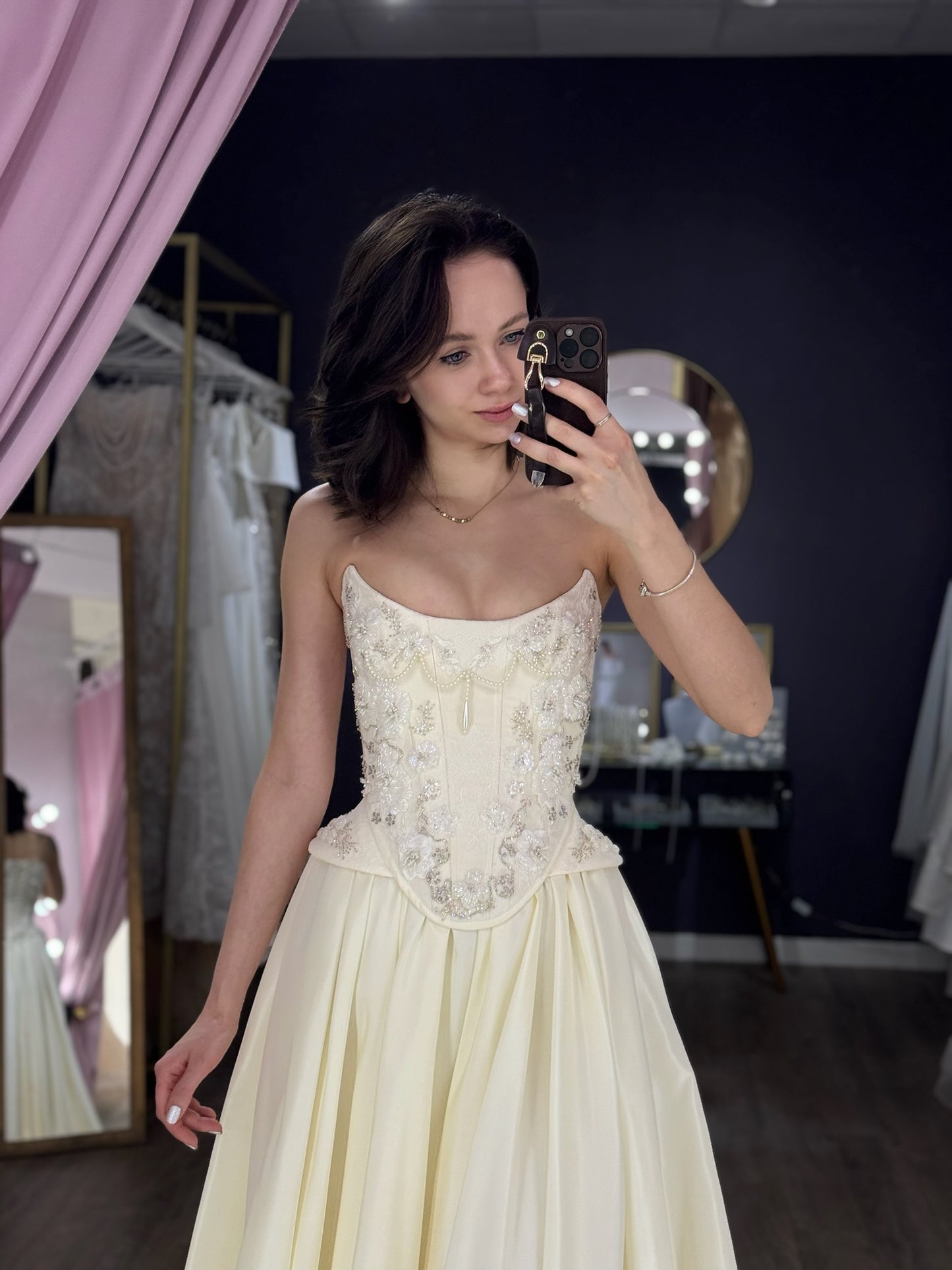 Basque Waist Wedding Corset, Drop Waist Lace Bridal Corset, Two Piece Decorated Wedding Set, Embelished Bridal Corset, Long Taffeta Skirt