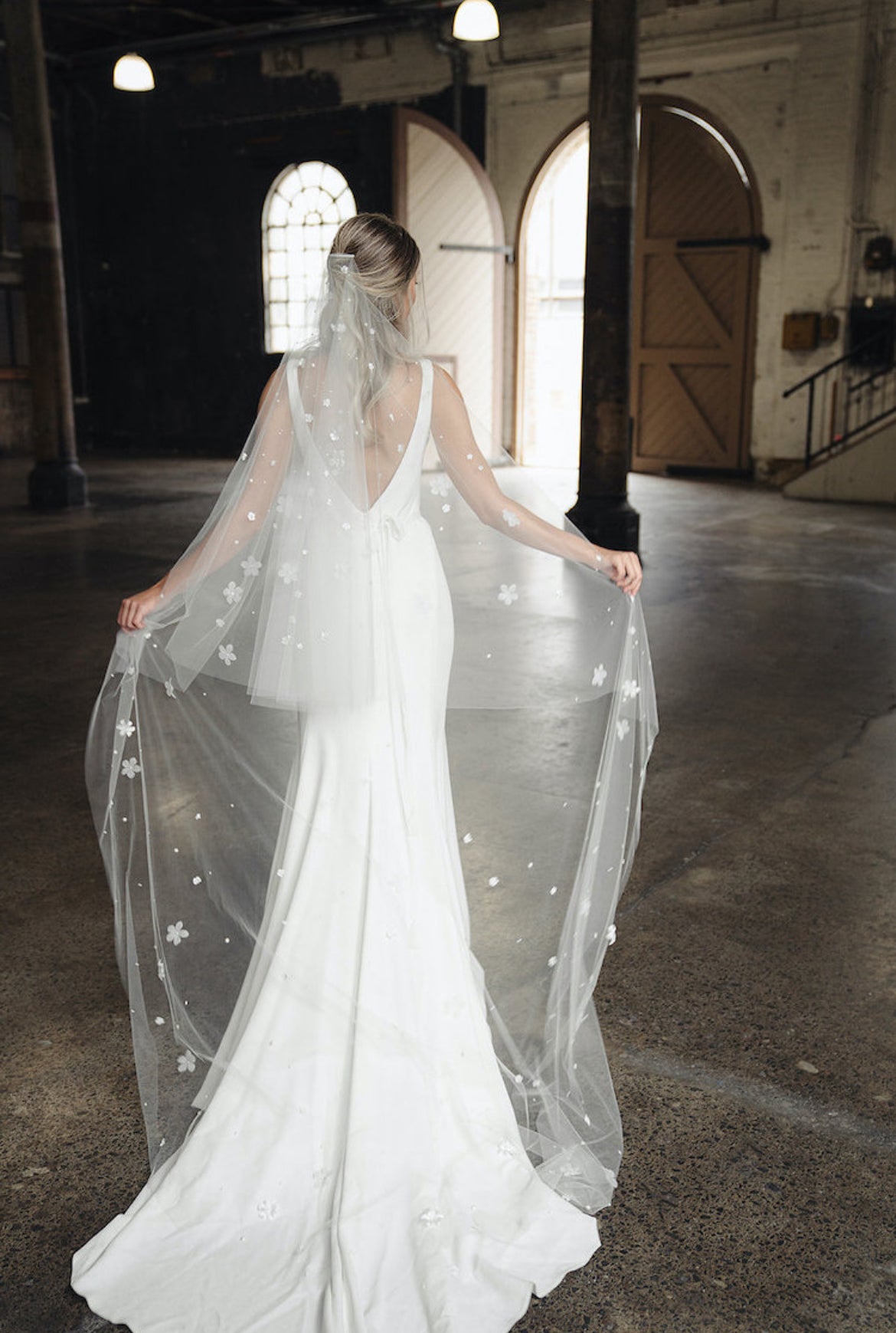 Wildflower & Pearl Wedding Veil