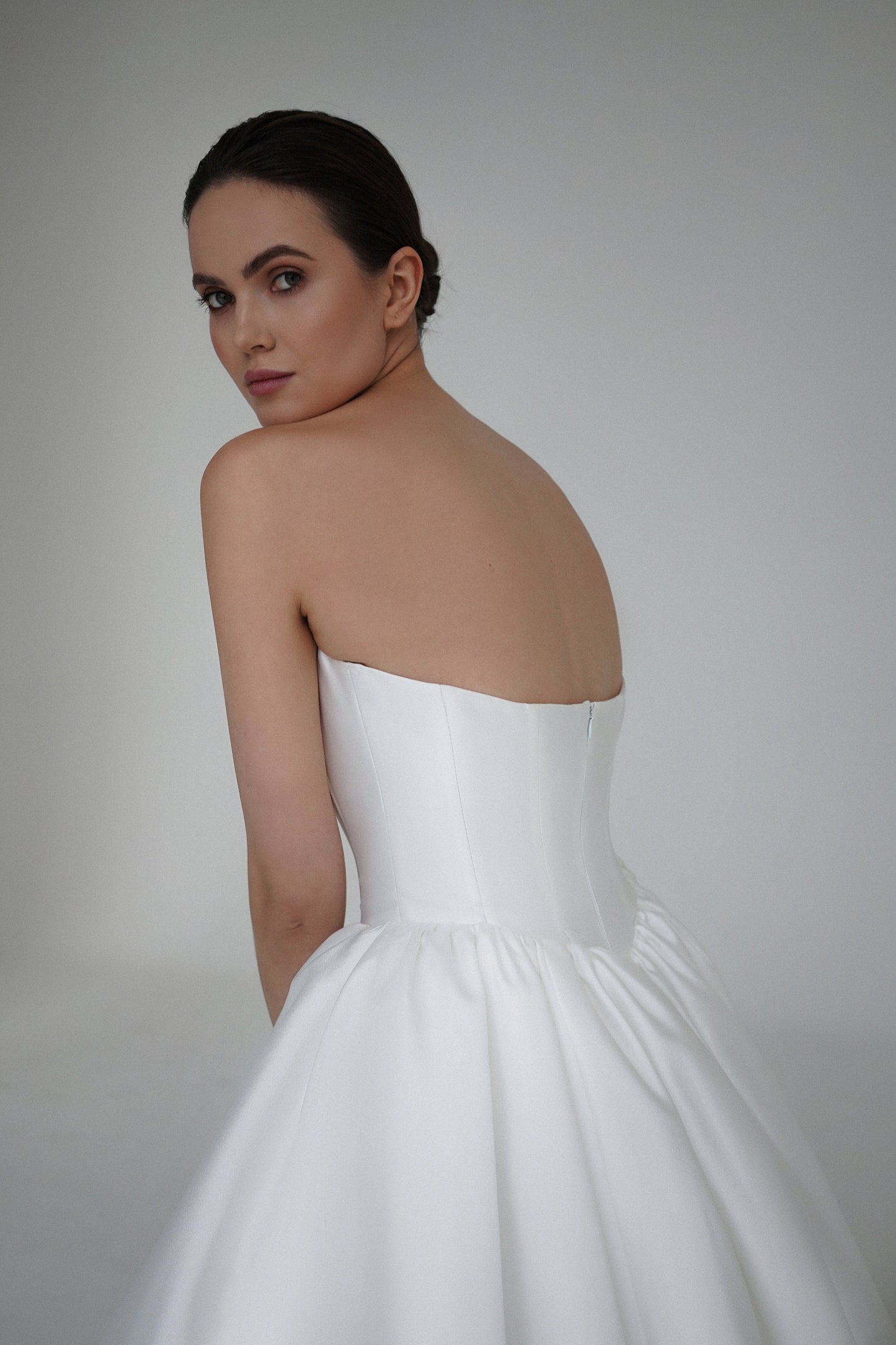 A-Line Royal Bridal Gown, Sweetheart Neckline, Boned V Corset with Basque Waist Wedding Dress, Luxury Glamorous Wedding Dress, Ball Gown