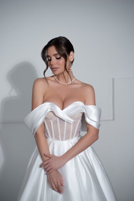 A-line Off Shoulder Wedding Dreess, Satin Wedding Dress, Corset Wedding Dress, Luxury Fairytale Wedding Dress, Shimmery Bridal Gown