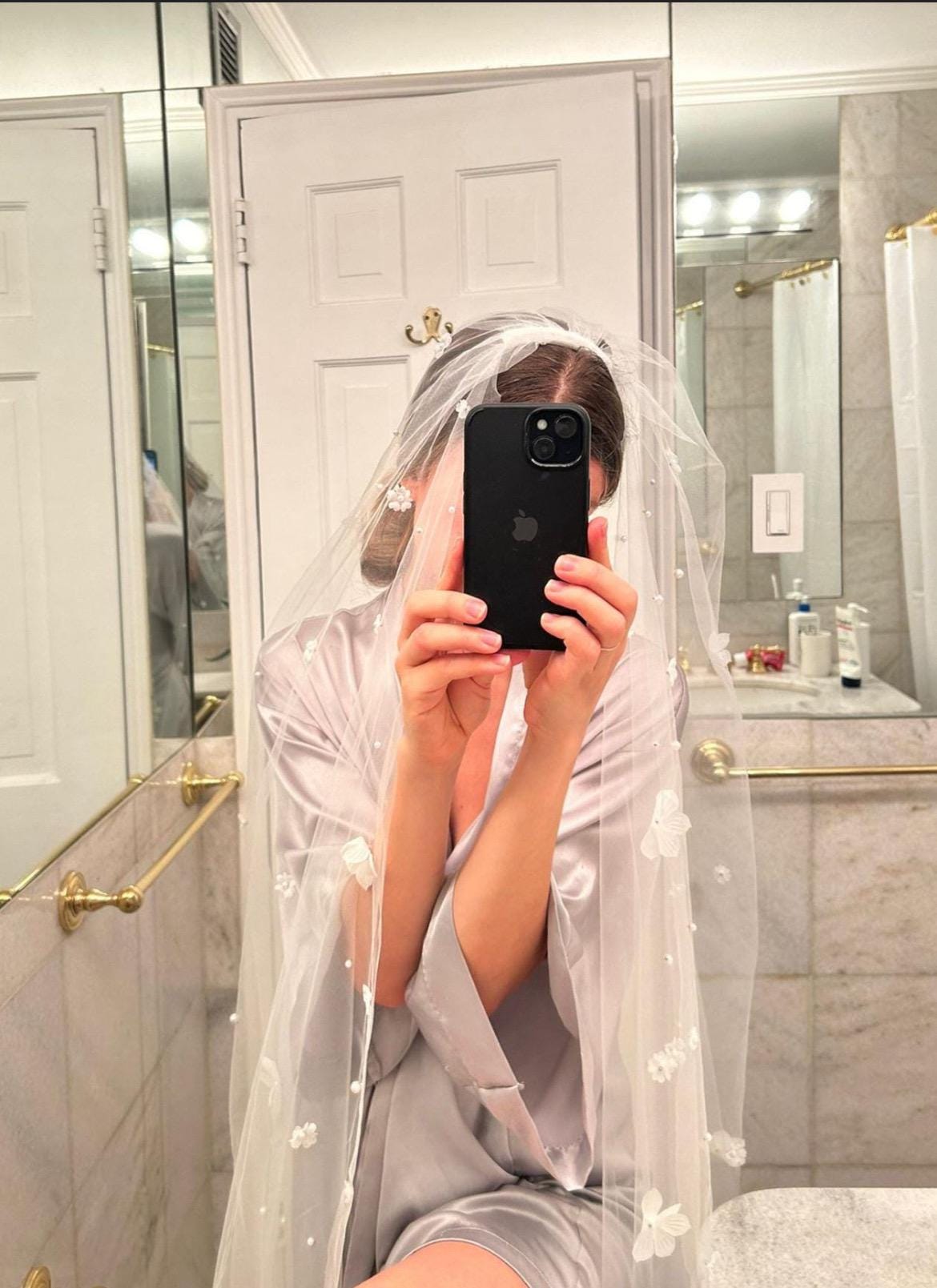 Wildflower & Pearl Wedding Veil